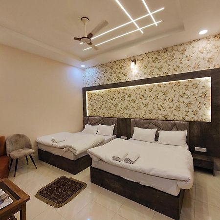 Hotel Mangal Murti Varanasi Exterior foto